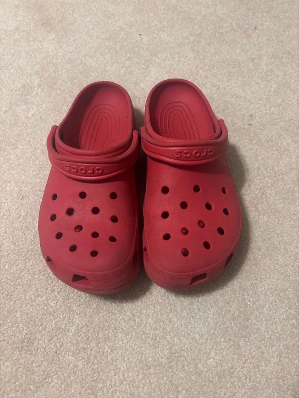 Red men’s Crocs